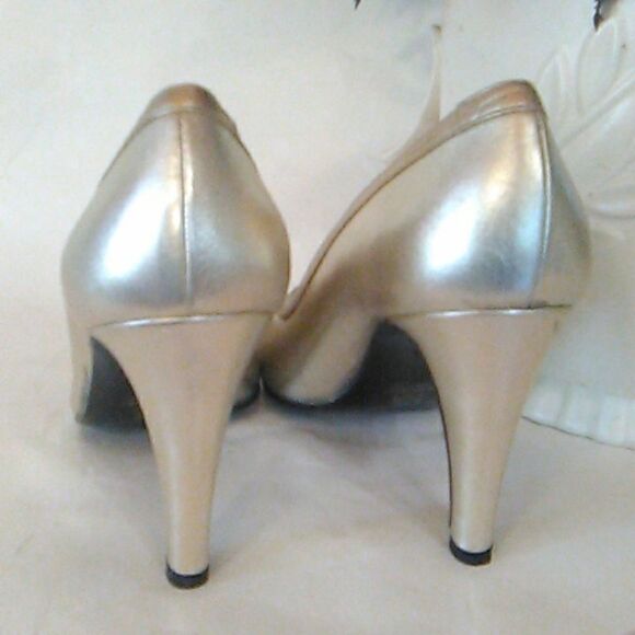 Pancaldi Heels in Gold Leather - Picture 6 of 12
